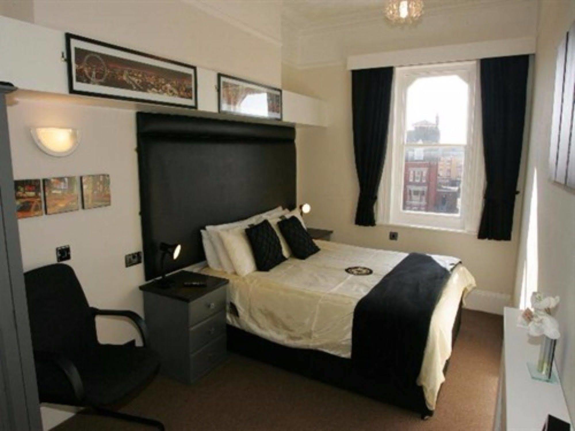 Hotel 3 Norfolk Square Great Yarmouth Exterior foto